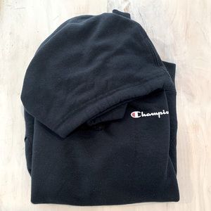 EUC • Champion Brand Hoodie